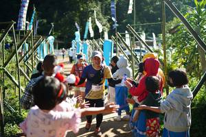 BIB: 1129
                            <button type="button" onclick="openModal(19075739)" class="btn btn-primary btn-sm float-right btn-popup" data-toggle="modal" data-target=".modal-high-quality">
                        <i class="fas fa-shopping-cart"></i> Add to Cart
                    </button>
                                            <button type="button" onclick="isThisMe(19075739, true)" class="btn btn-success btn-sm float-right btn-popup btn-isme hidden" data-toggle="tooltip" data-placement="bottom" title="นี่คือรูปของคุณใช่ไหม คลิกที่นี่เพื่อเอาเข้าอัลบั้ม">
                        <i class="fas fa-plus"></i> Add to album
                    </button>
                    <button type="button" onclick="isThisMe(19075739, false)" class="btn btn-warning btn-sm float-right btn-popup btn-isnotme hidden">
                        <i class="fas fa-ban"></i> Remove from album
                    </button>